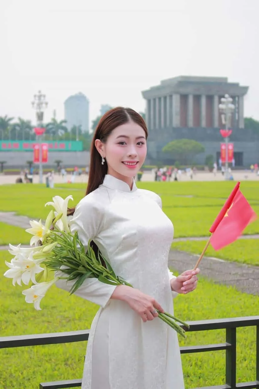 nana-model-academy_van-anh_content-image-02
